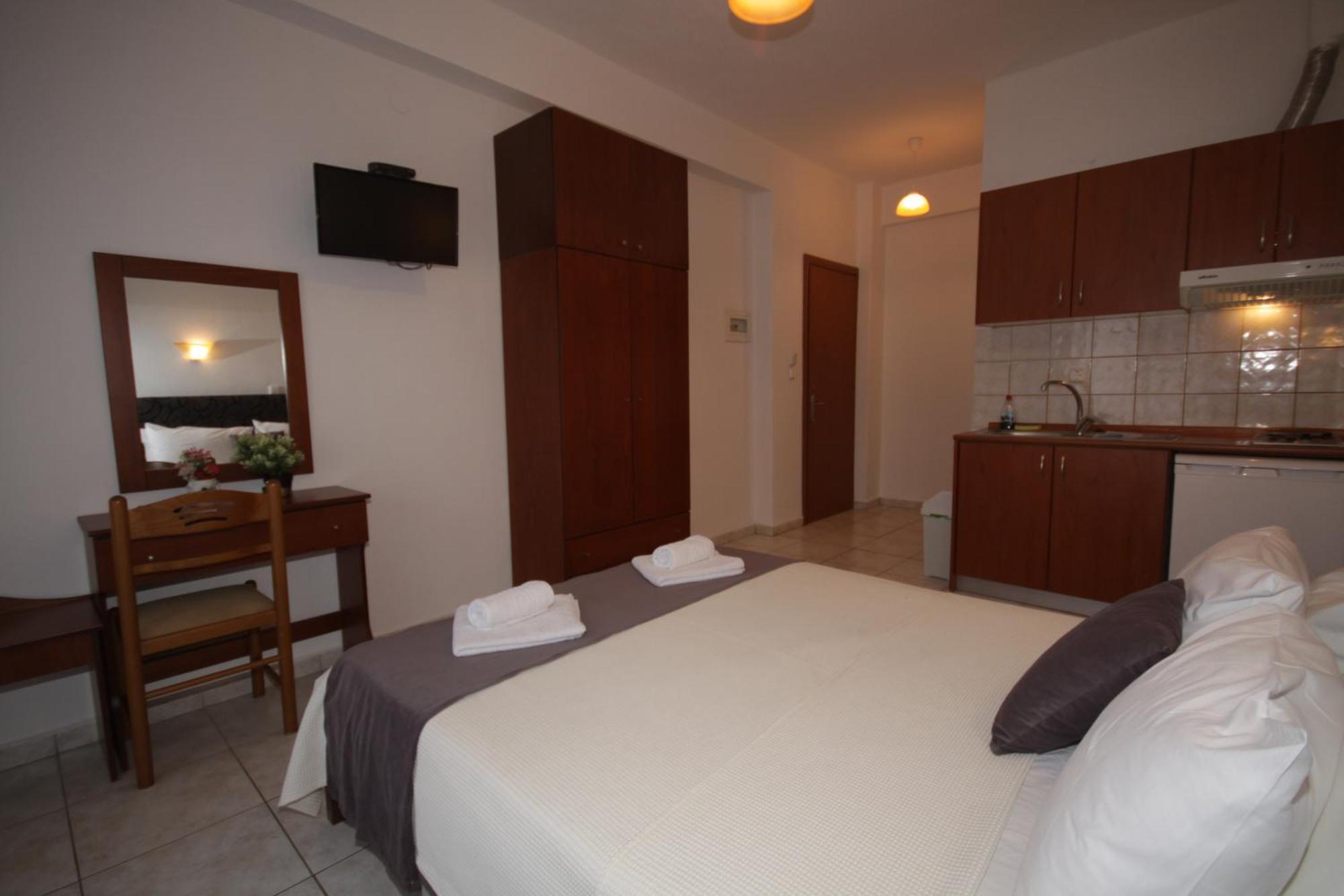 Portodream Studios & Apartments Neos Marmaras Buitenkant foto